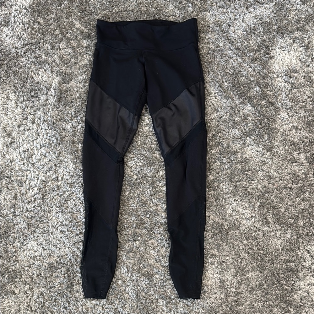 Alo mesh leggings size XS